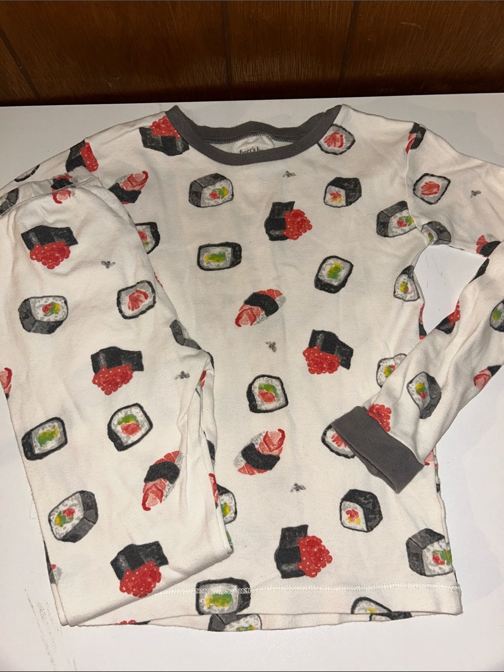 3/$25 Burt’s Bees | Sushi Print Pajama Set